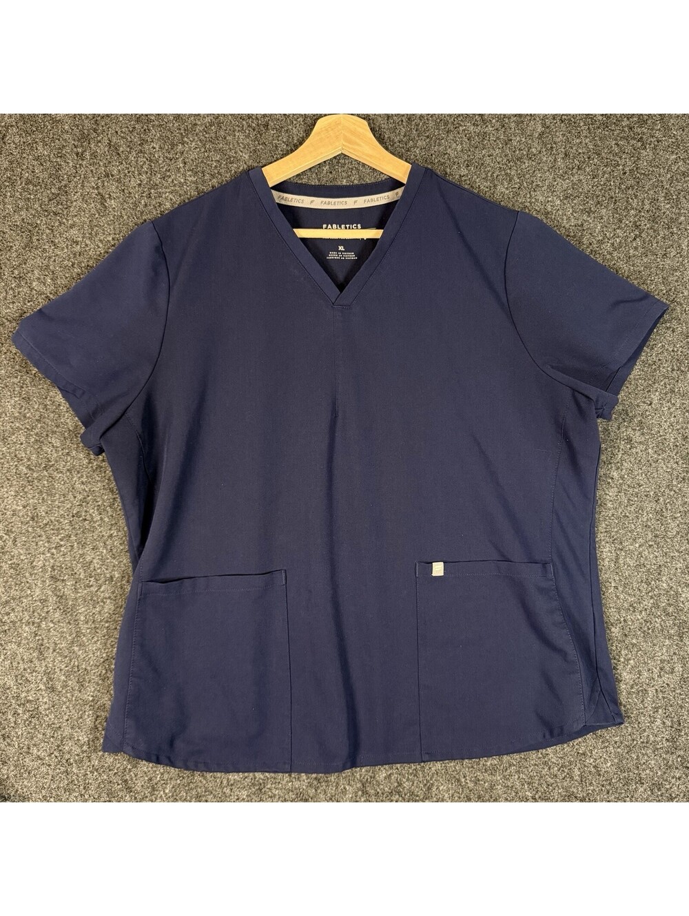 Fabletics Scrub Top Navy Two Pocket XL